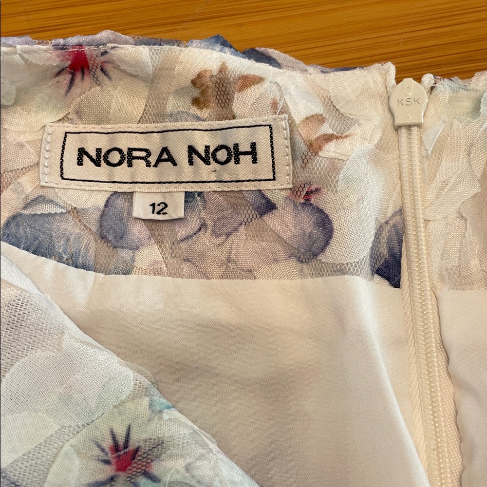 Nora Noh Indigo Pansy Dress Women’s Size 12 Floral 3D Midi 3/4 Sleeve Split Neck - Picture 11 of 16